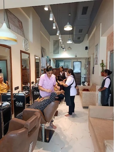 Dimple beauty saloon2